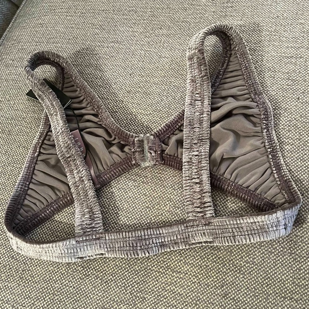 SKIMS Stretch Velvet Collection Bra Bralette in Amethyst - New with Tags! - Picture 4 of 15
